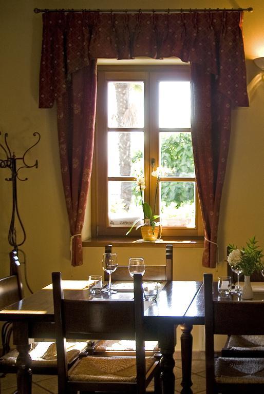Belica Bed&Breakfast Dobrovo Esterno foto